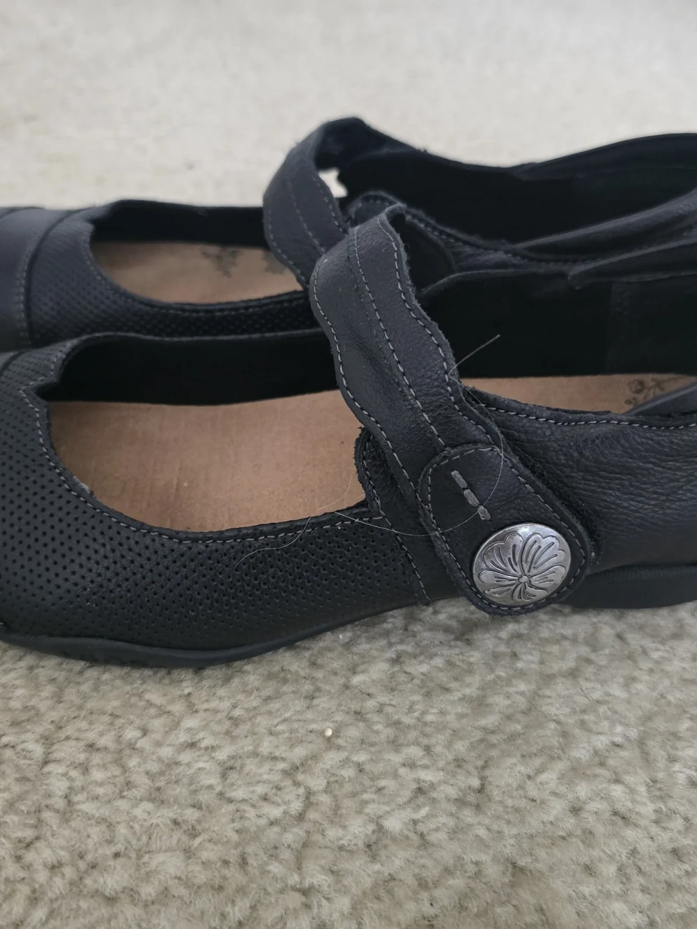 Black Taos Bravo Mary Jane  Comfort Shoes